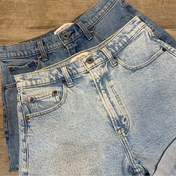 Abercrombie & Fitch 2 Shorts Mom High Rise 90s Relaxed Cut Off Denim - Picture 3 of 9